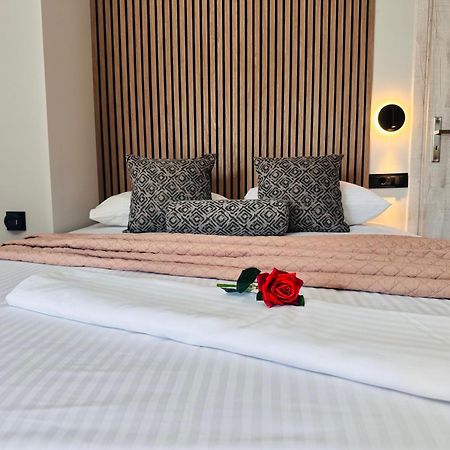 Moon Boutique Hotel 라가나스 외부 사진